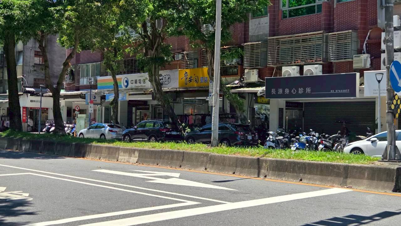 永吉黃金店面