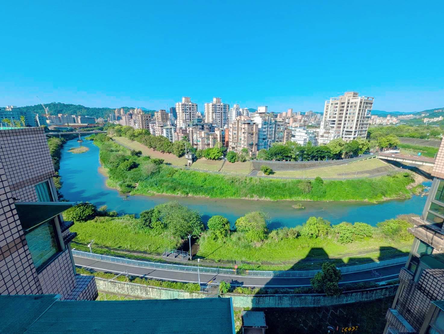 裕隆城商圈河堤極品大空間