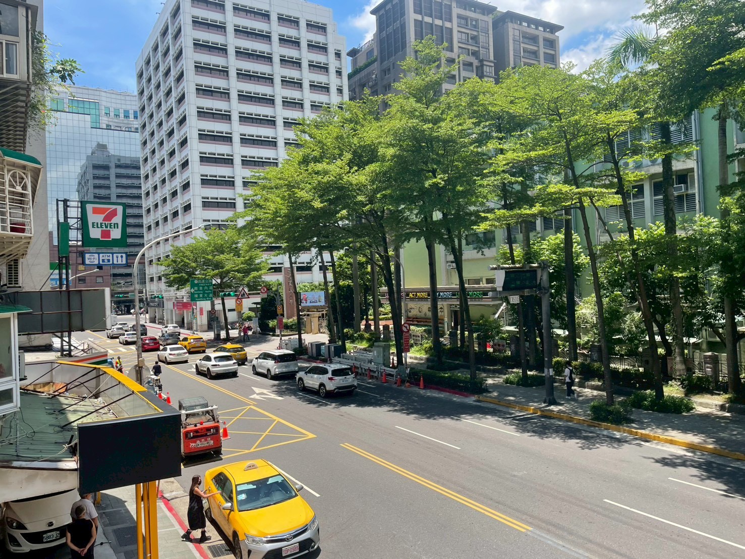 泰無限邊間二樓